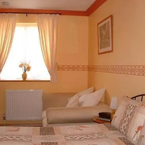 Greenways Lodge, Stansted Airport. Country house